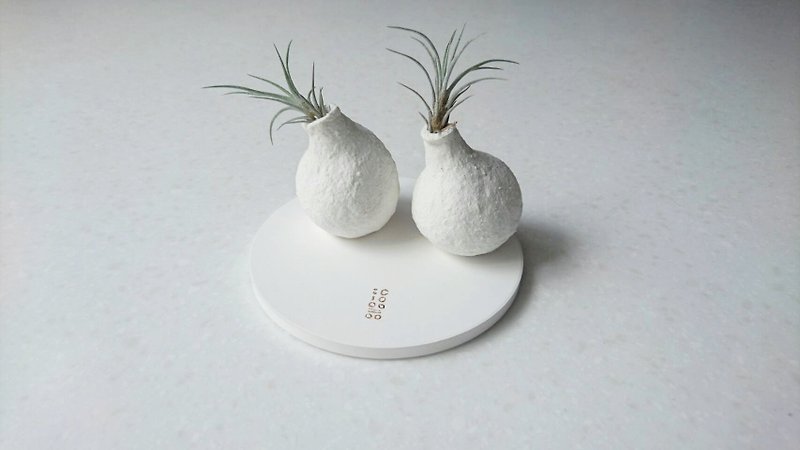 呼吸的器皿 磁铁珪藻土纸浆花器(小球2入组) - 植栽/盆栽 - 其他材质 白色