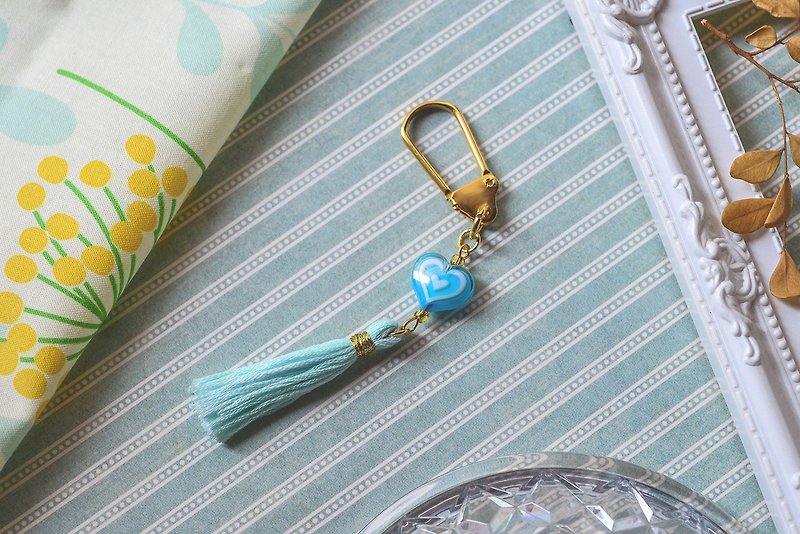 智慧蓝 - 魔法少女流苏钥匙圈 / 包包挂饰 - 钥匙链/钥匙包 - 棉．麻 蓝色