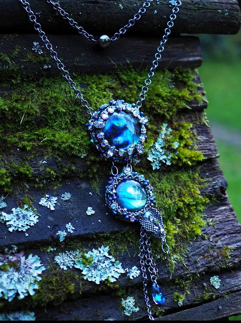 Labradorite Necklace with crystals - Spectrum Stone Necklace - Gemstone Necklace - 项链 - 宝石 多色