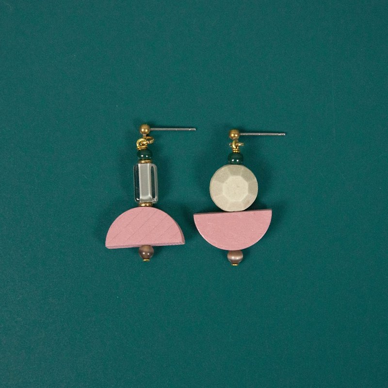 不对称粉灰宝石耳环 - 耳环/耳夹 - 琉璃 粉红色