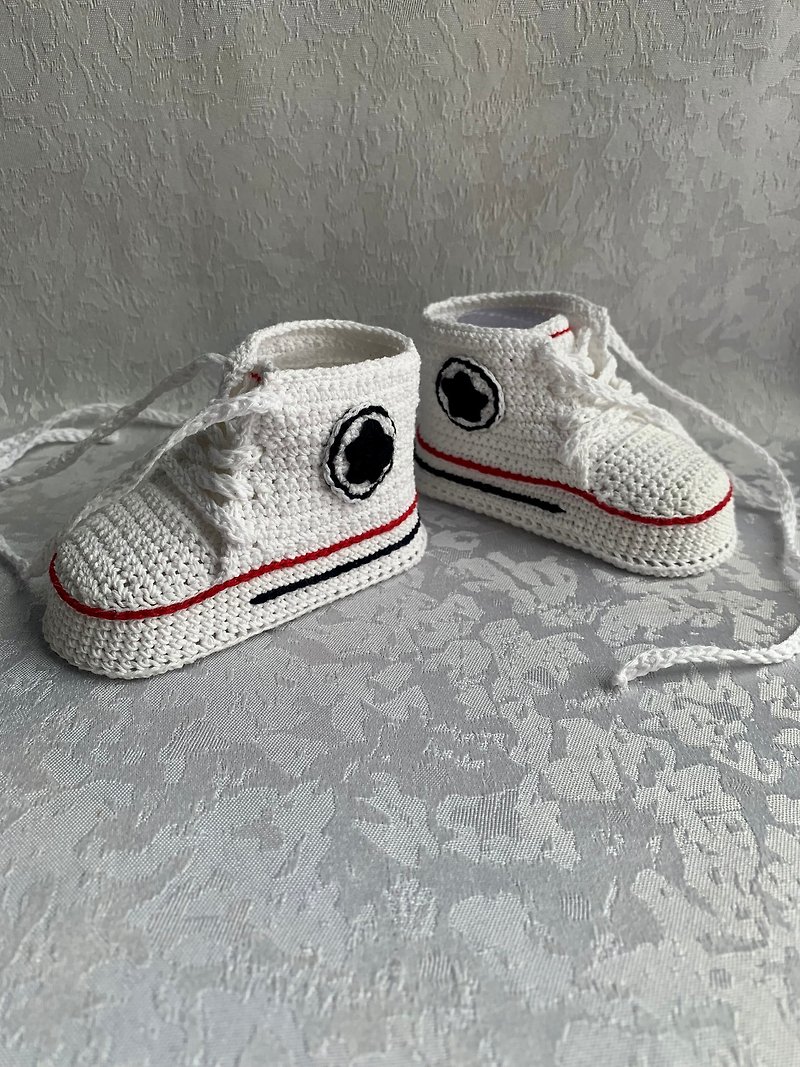 Cute Converse baby booties White shoes for a baby girl boy Kids Fashion Socks - 婴儿鞋 - 棉．麻 白色