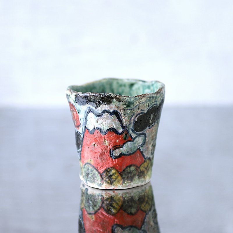 手捻り・赤富士のカップ - 杯子 - 陶 红色