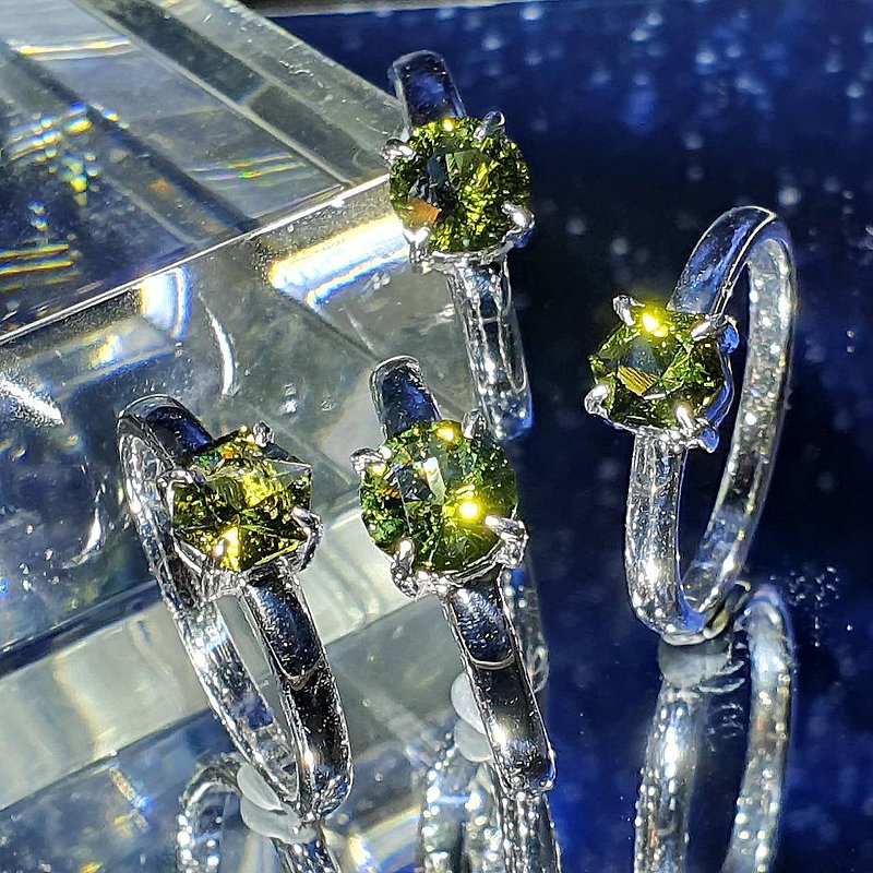 捷克陨石天然原矿 大卫星花式切割面戒指 S925纯银 Moldavite - 戒指 - 宝石 绿色