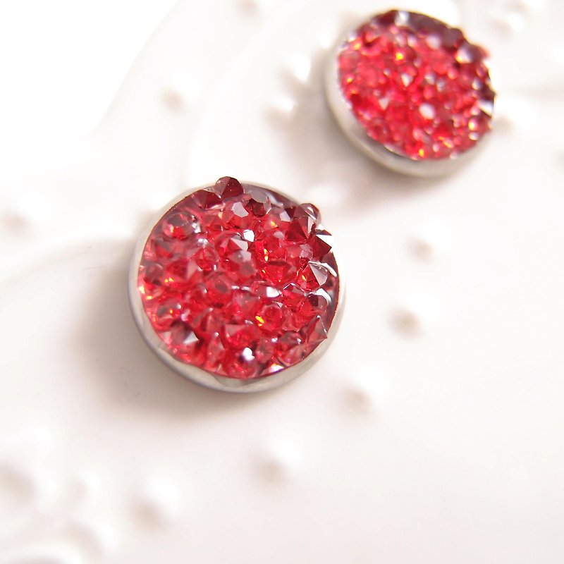 红水晶簇 【Cr0191-R】贴耳式 针式 不锈钢针 夹式 耳环 - 耳环/耳夹 - 其他金属 红色