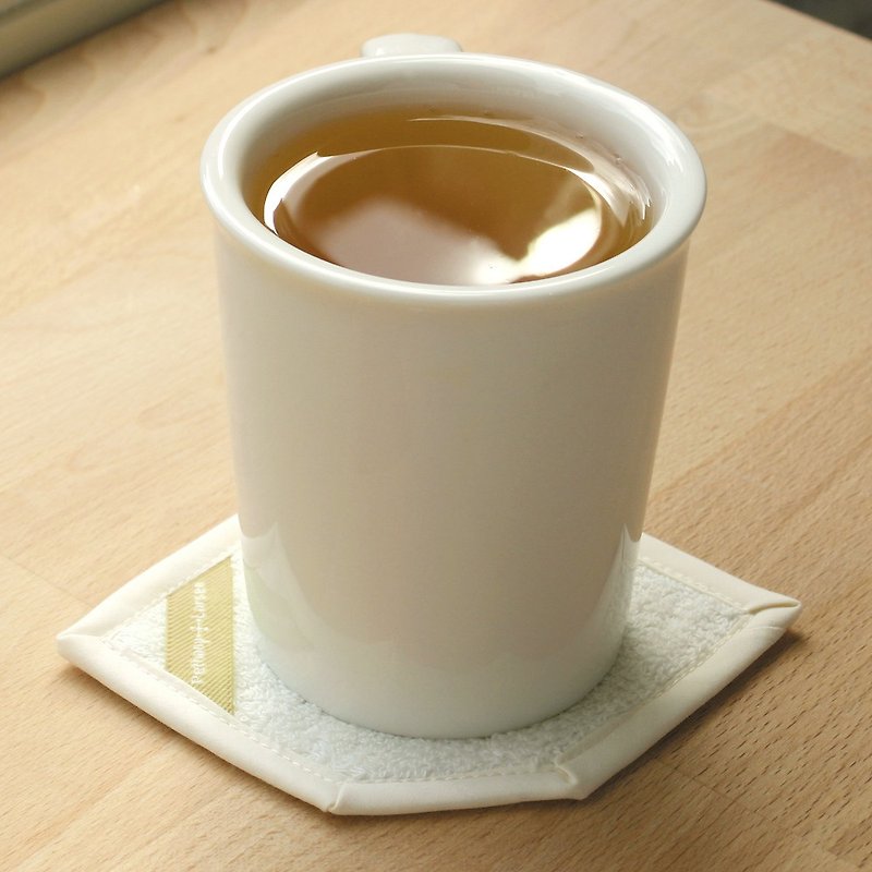 亲亲马克杯-无染+杯垫 礼盒【办公必备】台湾精品/可加购盖 - 咖啡杯/马克杯 - 瓷 白色