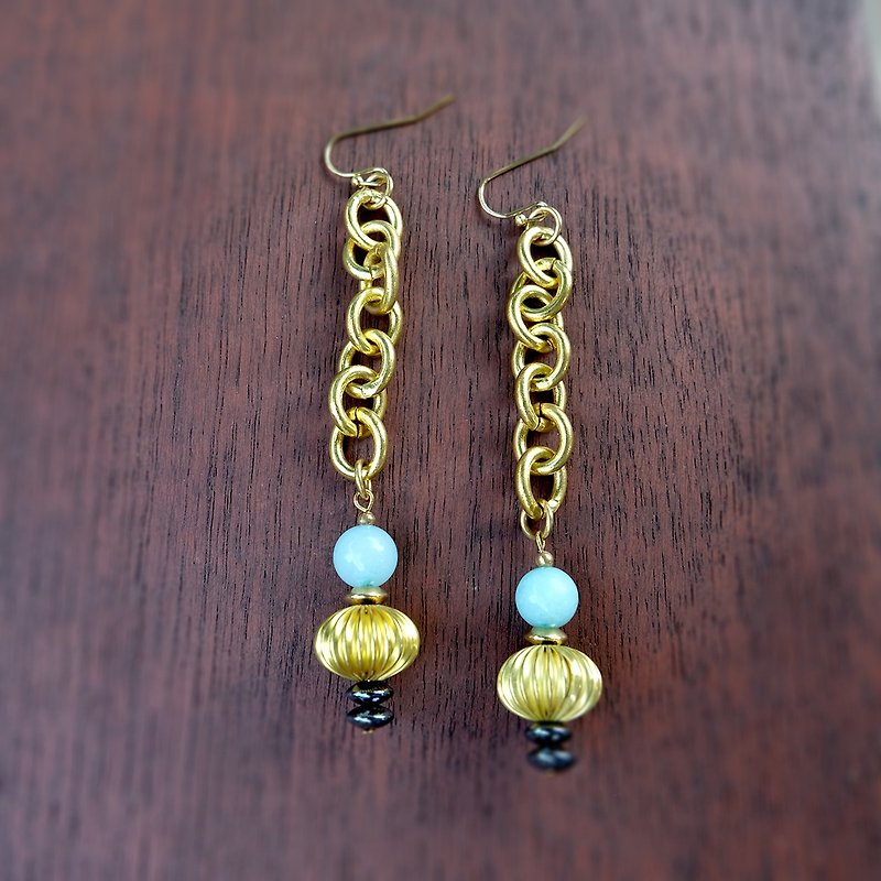 Brass ball and Opal Brass chain earrings (code : che003) - 耳环/耳夹 - 石头 