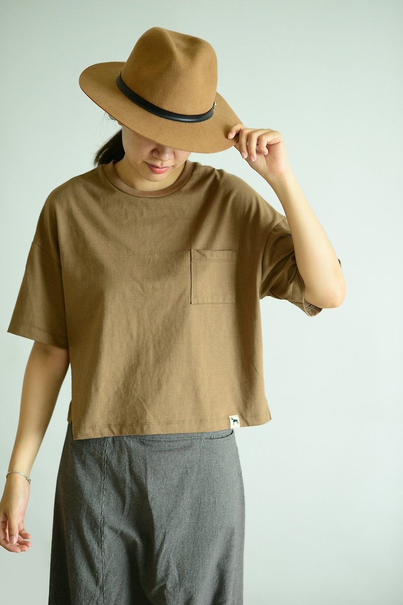 Pocket oversized T-shirt - 女装上衣 - 棉．麻 