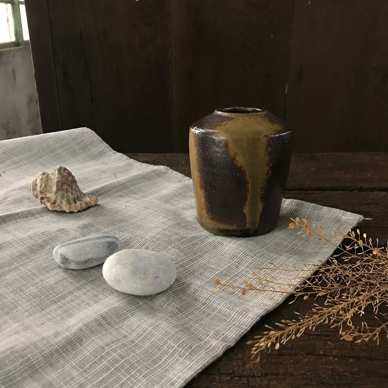 柴烧小花器 - 花瓶/陶器 - 陶 咖啡色