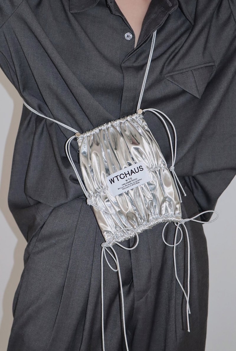 PPIPI袋（镜面） - 侧背包/斜挎包 - 人造皮革 银色