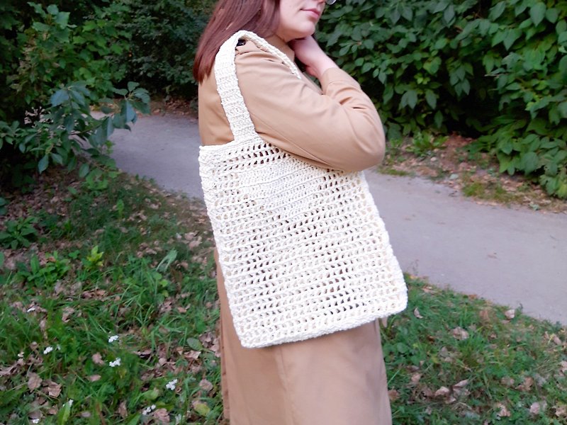 Tote bag, crochet raffia bag, designer tote bag, boho bag - 手提包/手提袋 - 环保材料 金色