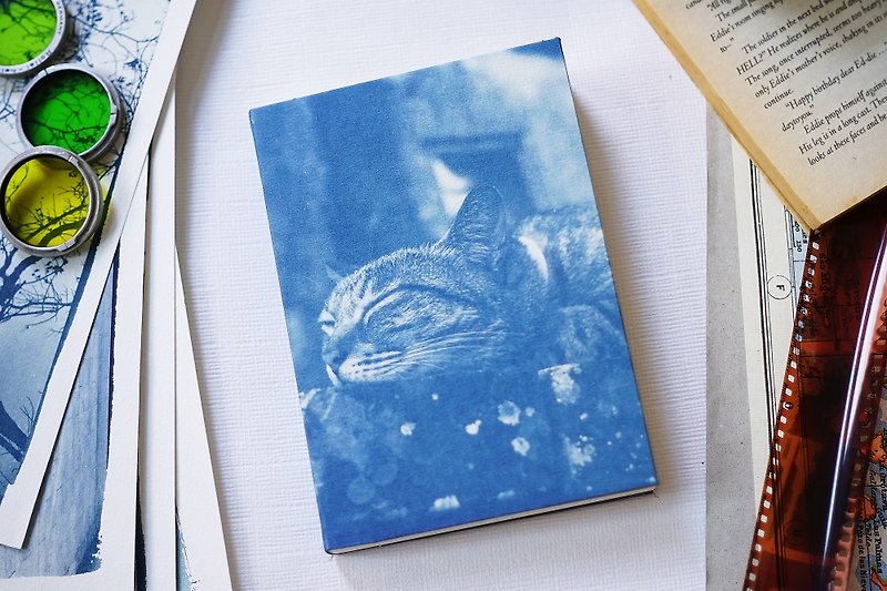 手工蓝晒笔记本 - 猫毛虫 - 笔记本/手帐 - 纸 蓝色