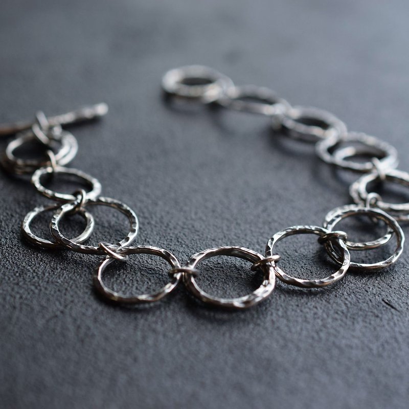 Bubble Ring -HANDMADE CHAIN BRACELET - 手链/手环 - 其他金属 银色