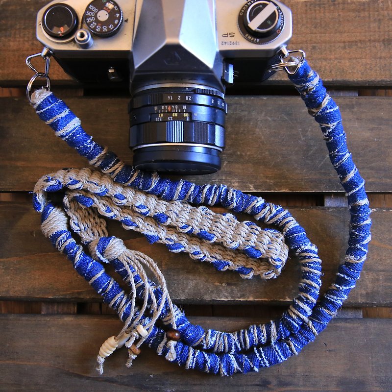 色落ちデニム裂き布麻紐ヘンプカメラストラップ/2重リング - 挂绳/吊绳 - 棉．麻 蓝色