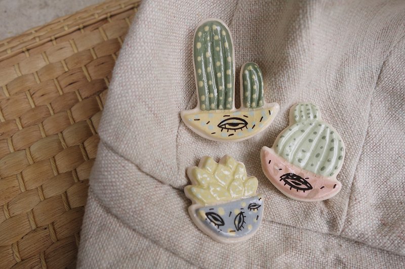  Ceramic cactus set,brooch :) - 胸针 - 陶 