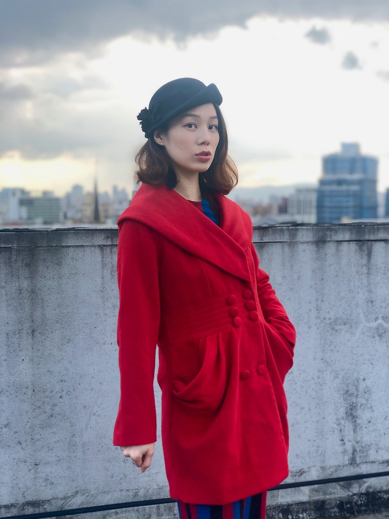 红色澎澎口袋大衣 - 女装休闲/机能外套 - 其他材质 