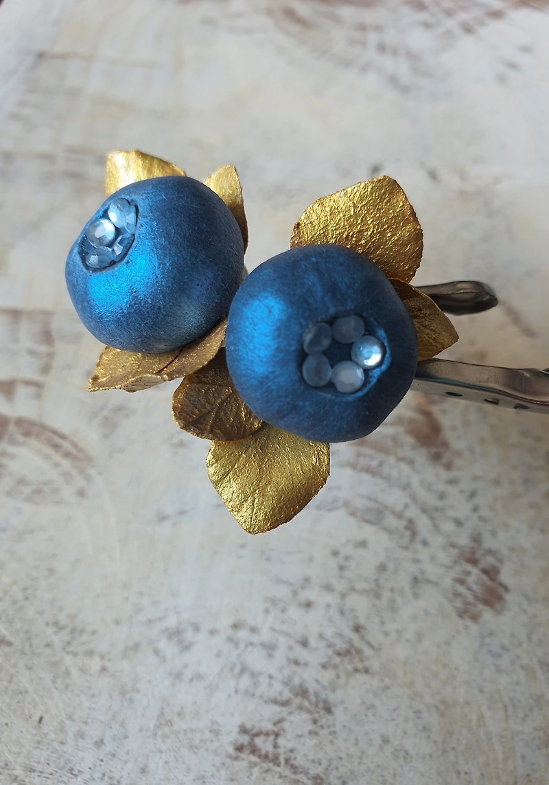 Art deco blueberry studs earrings/ Something blue/ Blue gold plants earrings - 耳环/耳夹 - 其他材质 蓝色