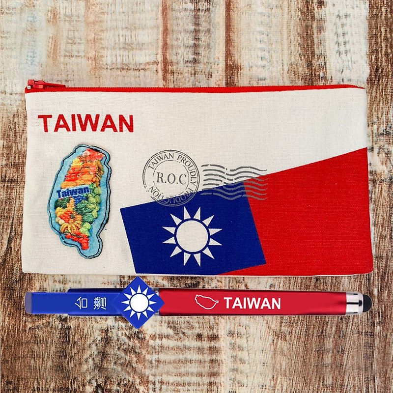 JB Design 刺绣国旗笔袋组-水果台湾 - 铅笔盒/笔袋 - 其他人造纤维 
