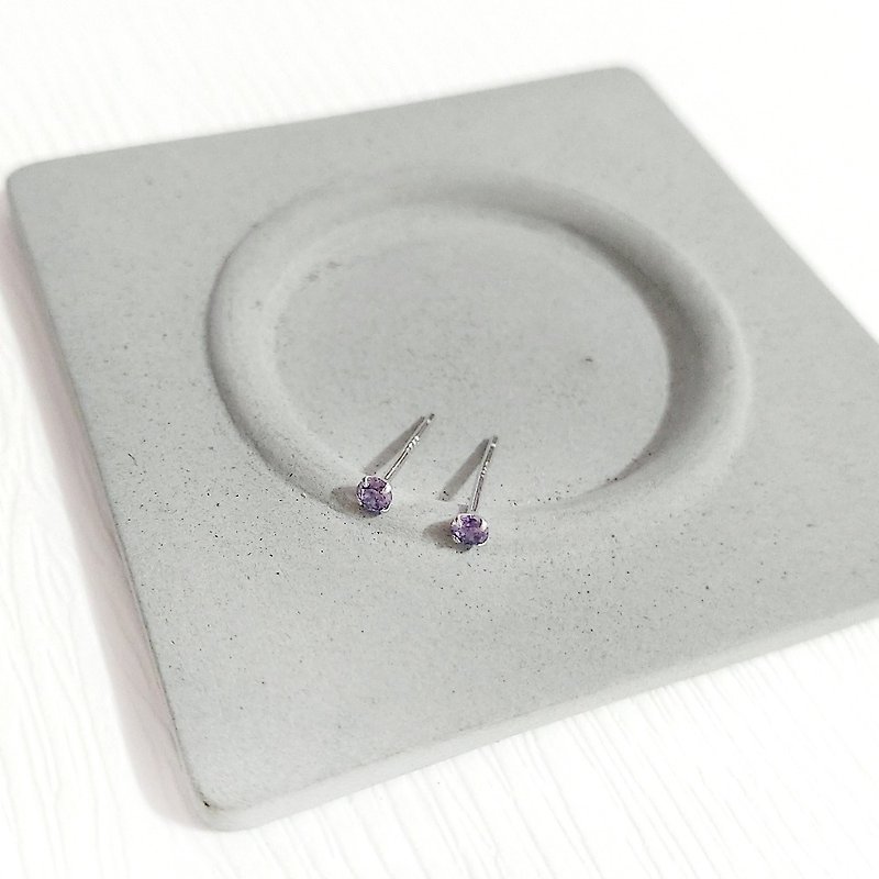 2mm 奥地利水晶925纯银耳环 紫罗兰 - 耳环/耳夹 - 纯银 紫色
