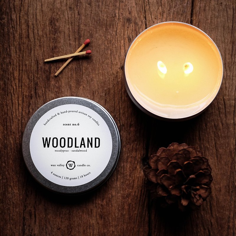Soy Candle Woodland Blend Travel Tin - Eucalyptus & Sandalwood - 蜡烛/烛台 - 其他材质 银色