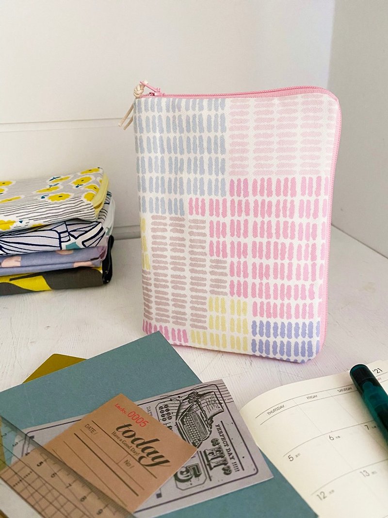 hairmo 彩色线条方形笔袋/餐具袋(17*5*5) - 铅笔盒/笔袋 - 棉．麻 粉红色