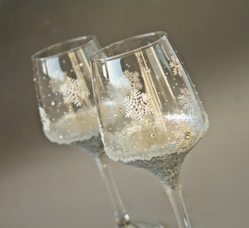 Wine Glasses Snowflakes Winter Wedding Hand Painted Set of 2 - 酒杯/酒器 - 玻璃 银色