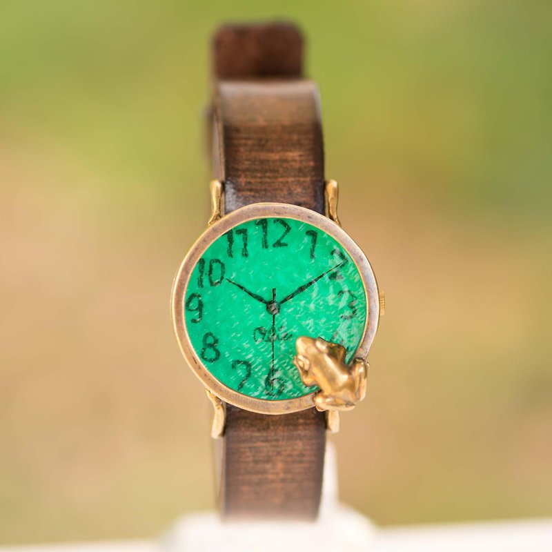 池をのぞく蛙腕時計M エメラルド - 女表 - 其他金属 绿色