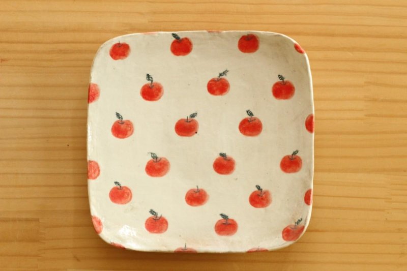 粉引きリンゴいっぱいのトースト皿。 - 浅碟/小碟子 - 陶 红色