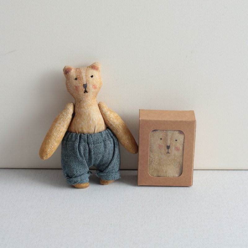 熊玩偶手作材料包－小小熊 - 编织/刺绣/羊毛毡/裁缝 - 棉．麻 