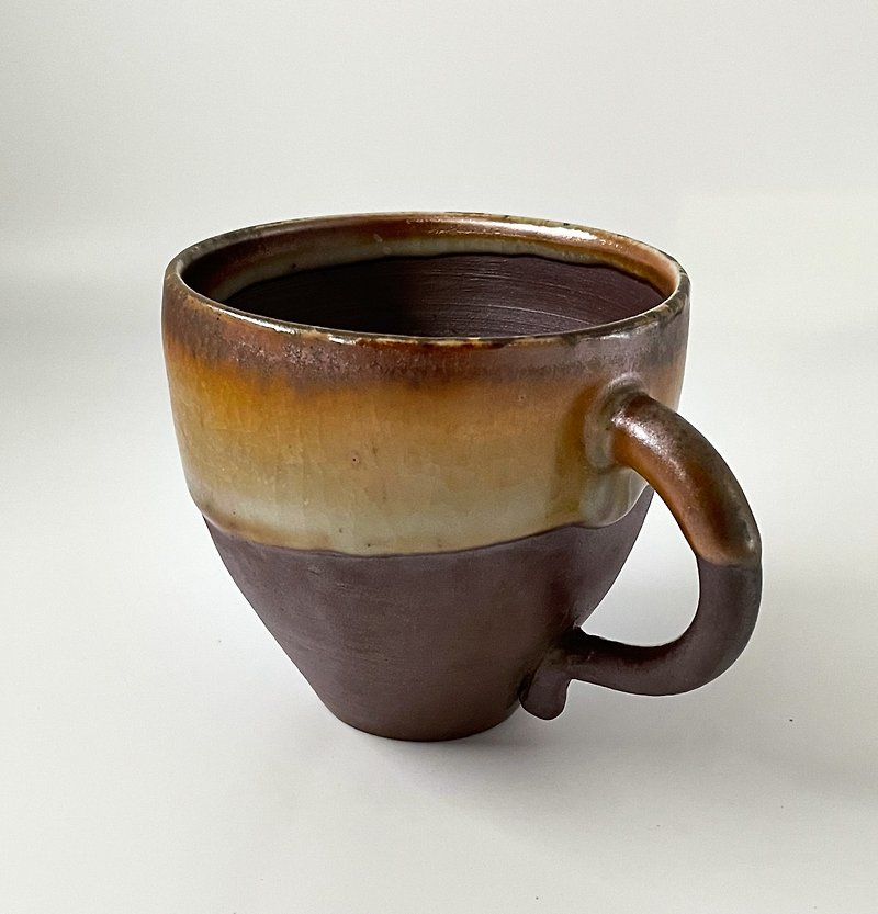 马克杯/柴烧陶器/熔岩 - 咖啡杯/马克杯 - 陶 咖啡色