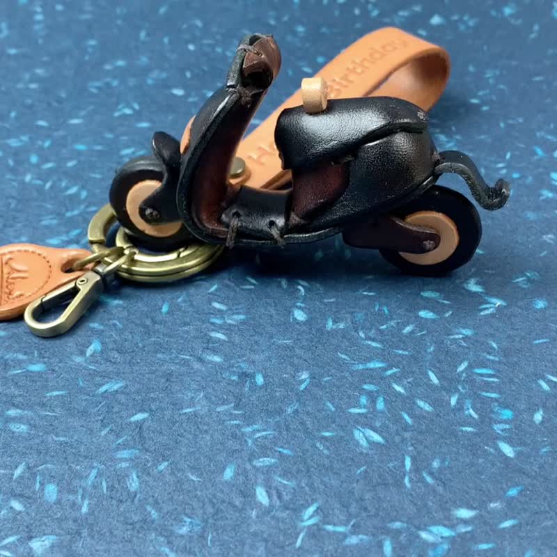 GOGORO1代- 复刻造型钥匙圈 真皮植鞣 皮革钥匙圈 吊饰 装饰品 - 钥匙链/钥匙包 - 真皮 黑色