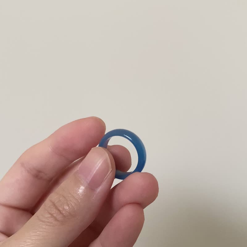 蓝玉髄厚圈戒指 - 戒指 - 玉石 蓝色