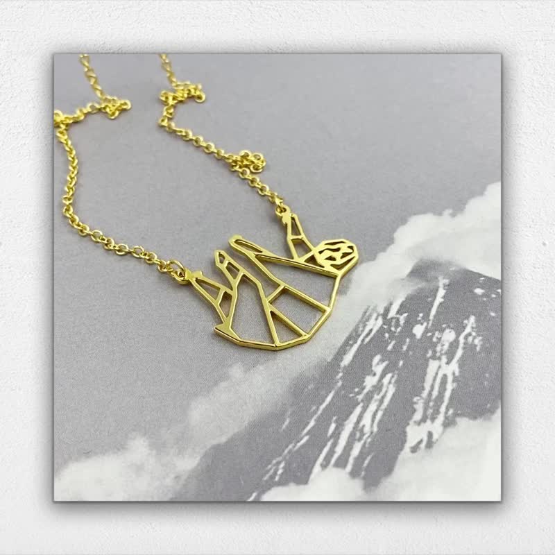 Sloth Necklace gift for Animal lover, Origami Design by Glorikami - 项链 - 铜/黄铜 金色