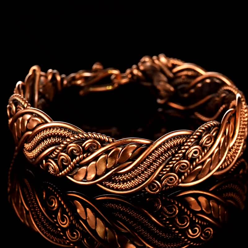 适合她的纯铜手链 独特的绕线金属手镯 手工饰品 - 手链/手环 - 铜/黄铜 金色