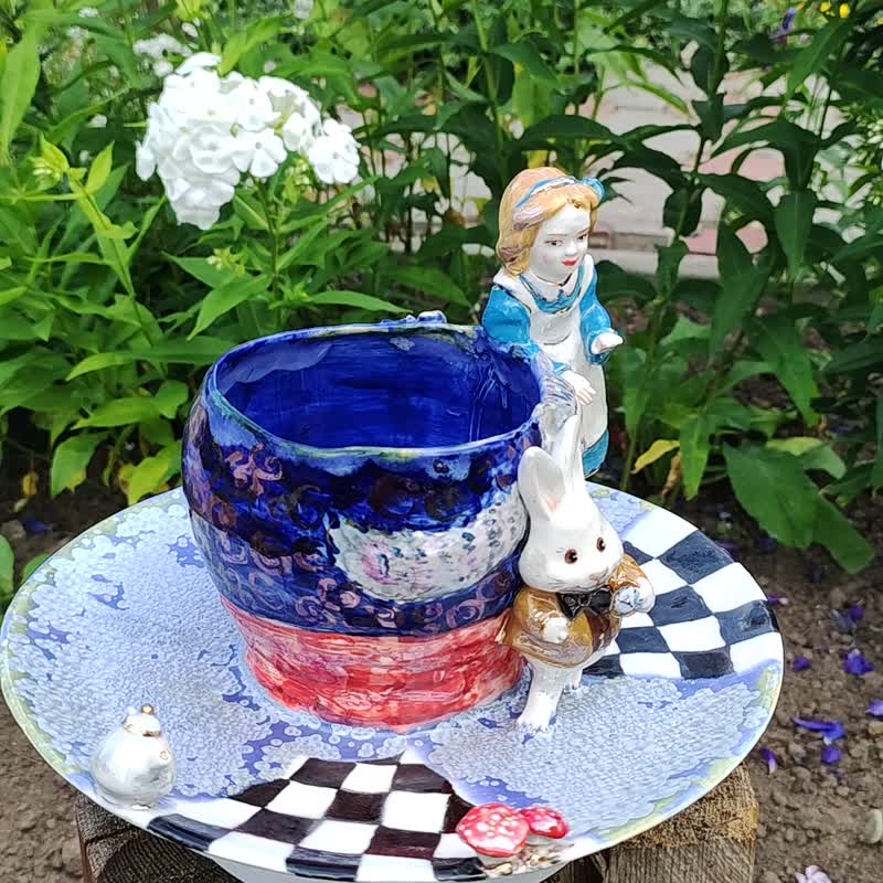 爱丽丝梦游仙境 陶瓷雕塑 装饰花瓶 瓷俑 - 花瓶/陶器 - 瓷 多色
