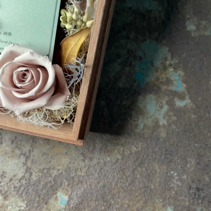 【艹弄Garden Lane Floral】饰物相框玻璃花盒-晨曦花园 - 干燥花/捧花 - 植物．花 