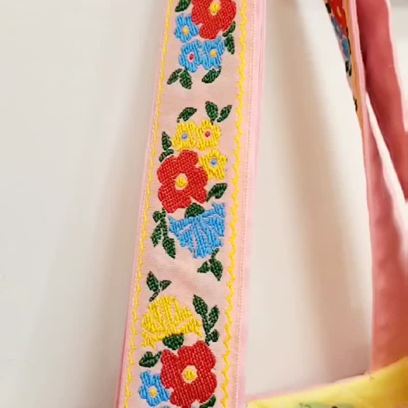 刺绣拼布艺术创作包款 - 侧背包/斜挎包 - 棉．麻 
