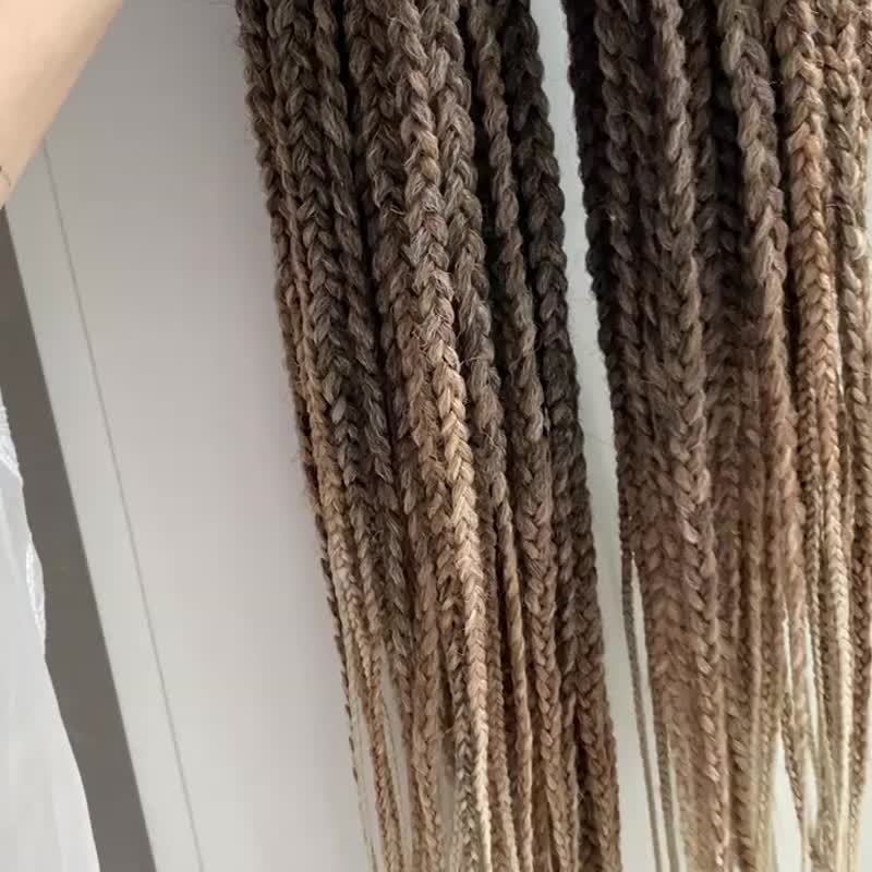Synthetic set of DE braids, Full set 55 DE braids, Custom Amoretto braids color - 发饰 - 塑料 