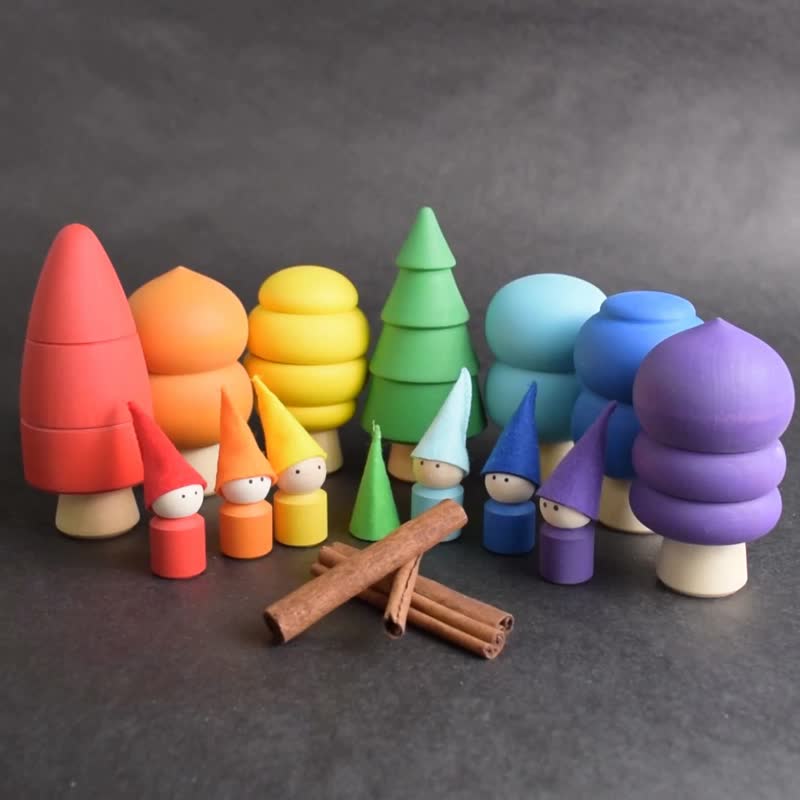 带钉娃娃的木树玩具组 小人物像 彩虹林地 - 玩具/玩偶 - 木头 多色