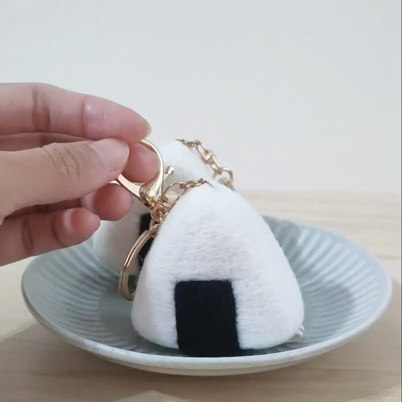 【造型悠游卡】日式饭团羊毛毡钥匙圈 - 钥匙链/钥匙包 - 羊毛 白色