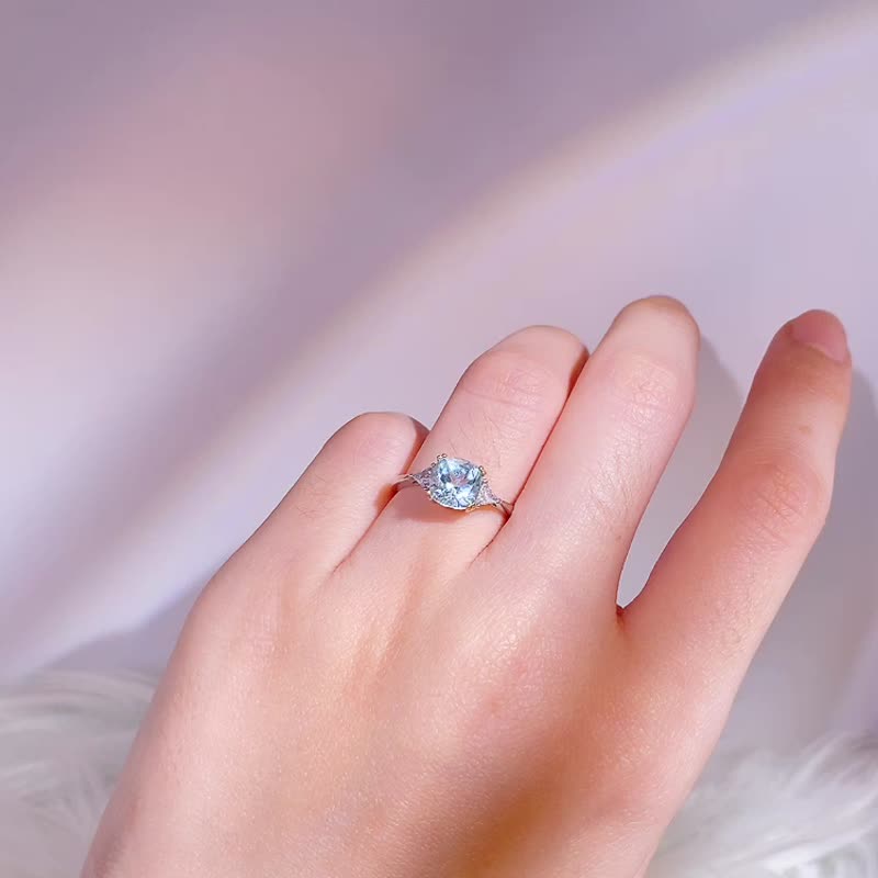 天然海蓝宝 1.6克拉 925纯银 3月诞生石 特殊戒脚设计 现货一颗 - 戒指 - 宝石 蓝色