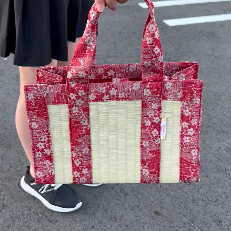 送料無料　日本畳ト－トバッグ - 手提包/手提袋 - 其他材质 红色