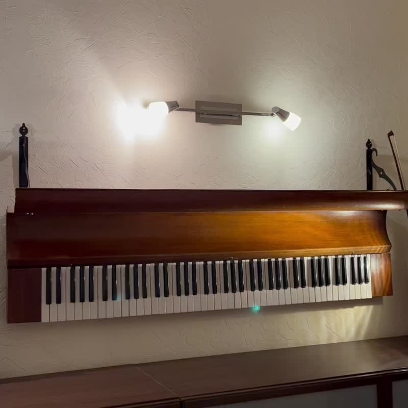 一架古董德国伊巴赫钢琴的壁架 - 墙贴/壁贴 - 木头 咖啡色